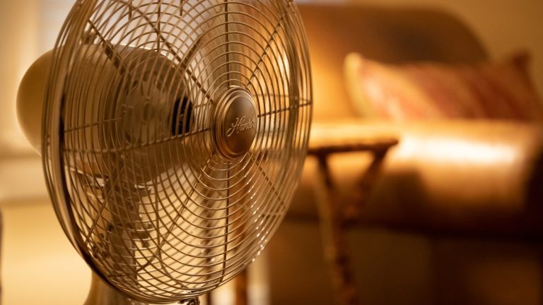 Een tafelventilator kiezen: zo blijf je koel op warme dagen